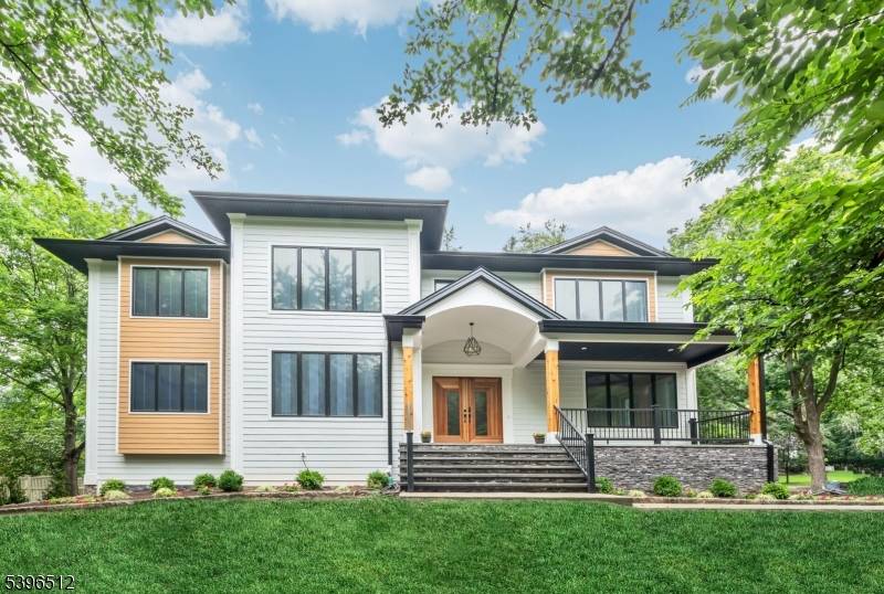 455 Sunset Ave, Haworth Boro, NJ 07641