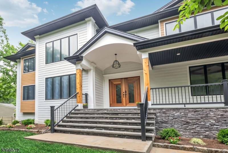 455 Sunset Ave, Haworth Boro, NJ 07641