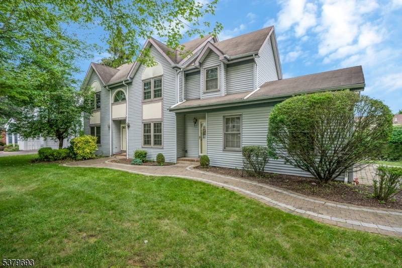 1 Woodland Terrace, Bloomsbury Boro, NJ 08804