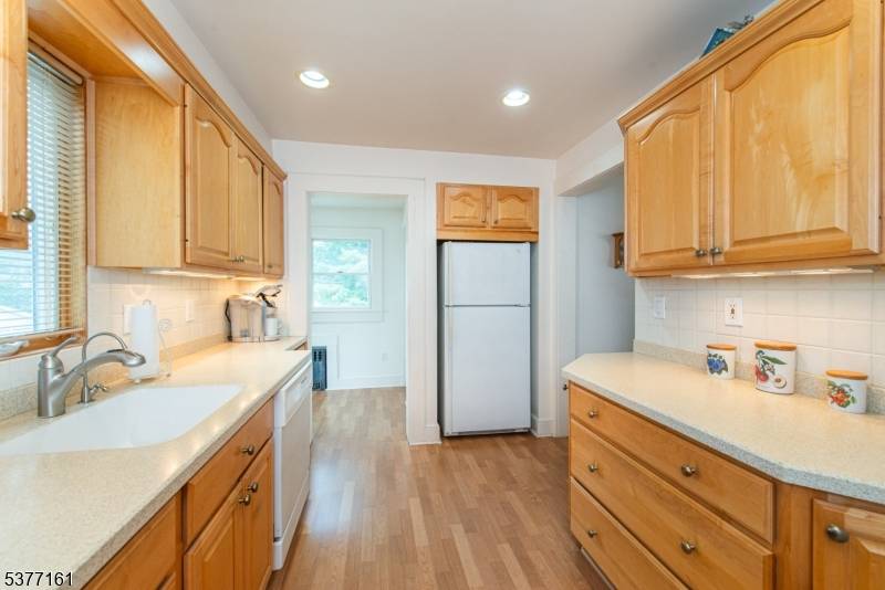 78 Elm Rd #1, Caldwell Boro Twp., NJ 07006