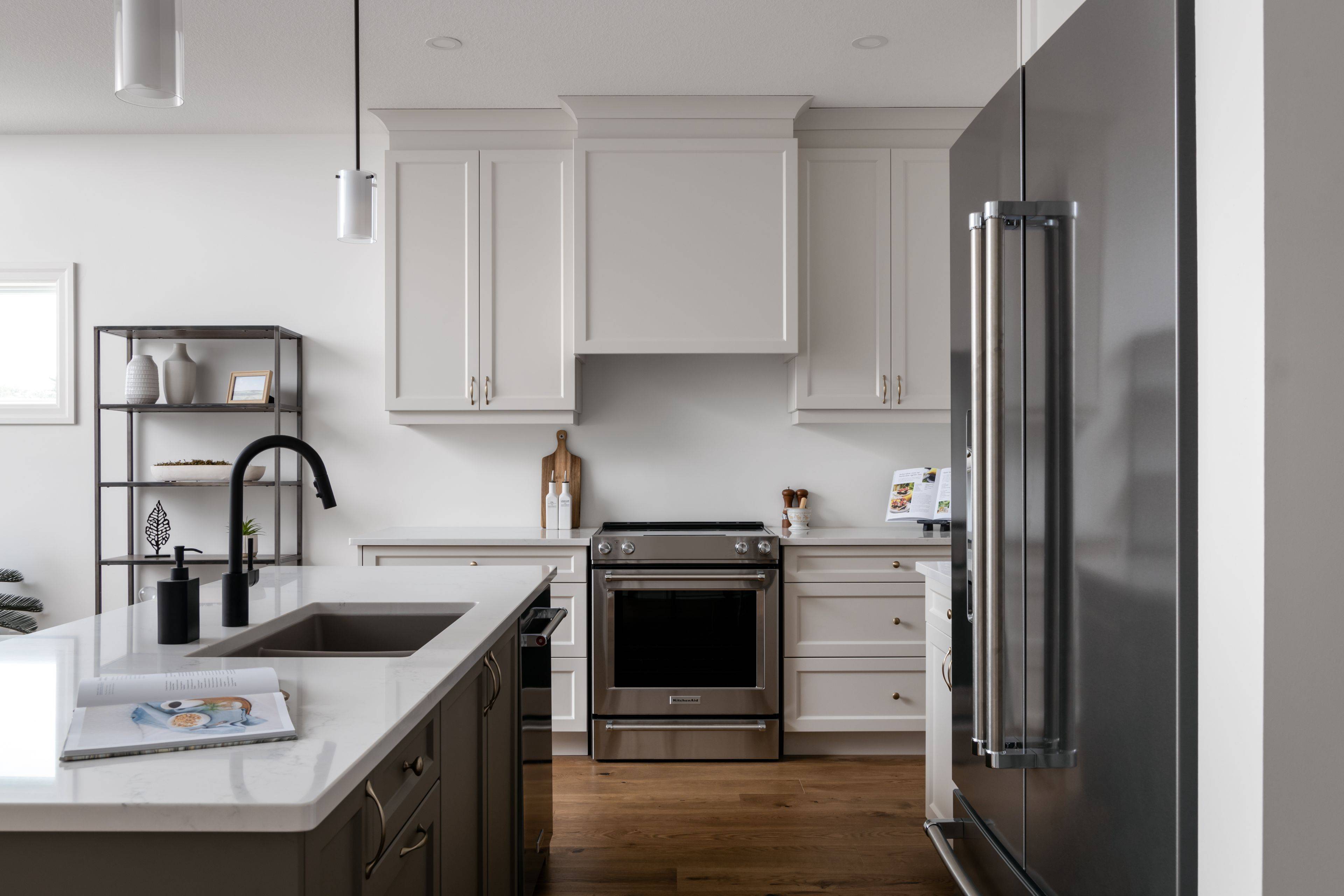 321 Harvest LN, Thames Centre, ON N0L 1G2