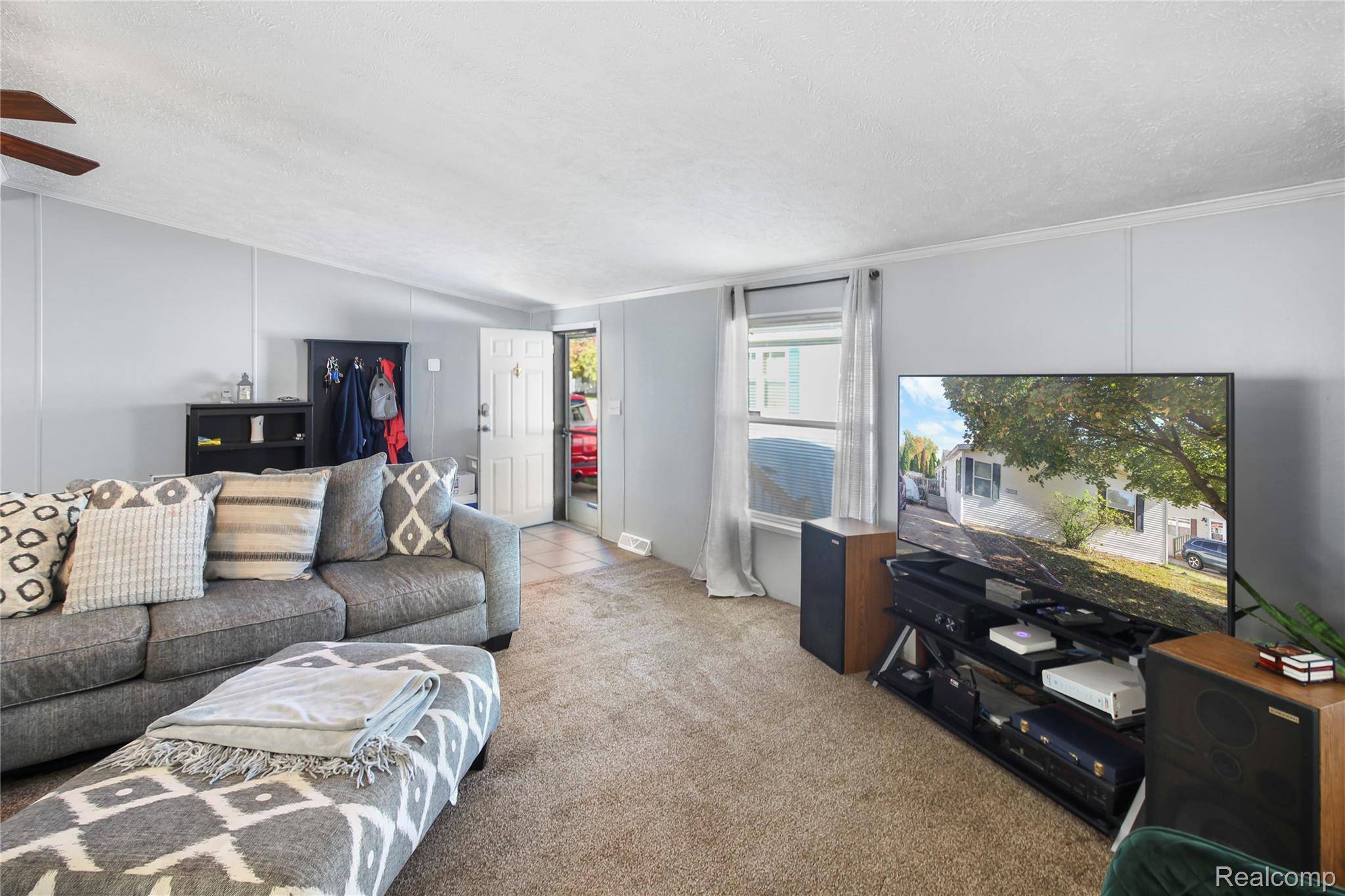 43852 Eureka DR, Clinton Charter Township, MI 48036