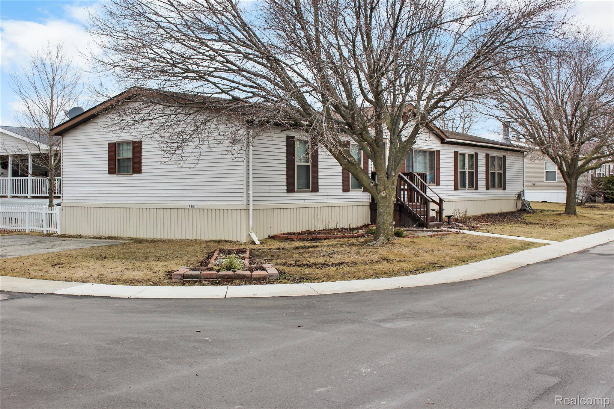 2351 Hiddenview DR, Berlinchartertownship_monroe, MI 48166