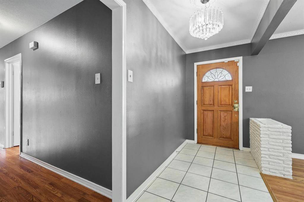 2915 Touraine Drive, Dallas, TX 75211