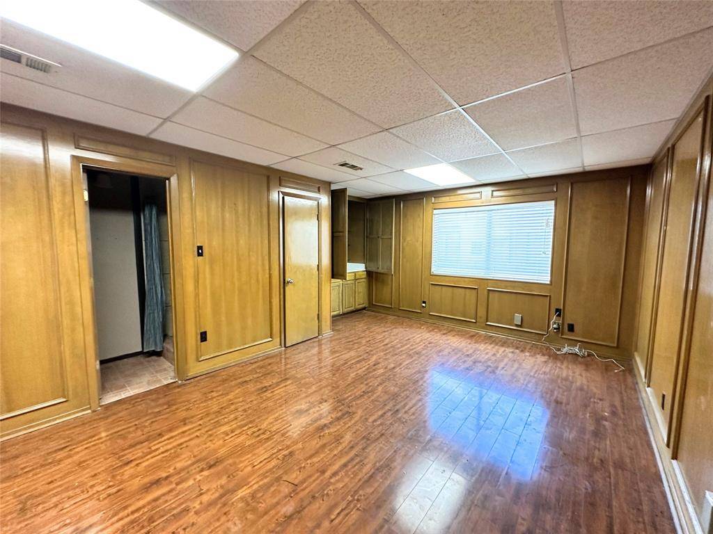 2003 W Arkansas Lane, Pantego, TX 76013