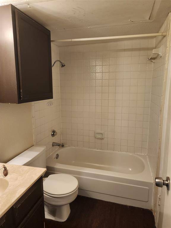 1603 N Garrett Avenue #204, Dallas, TX 75206