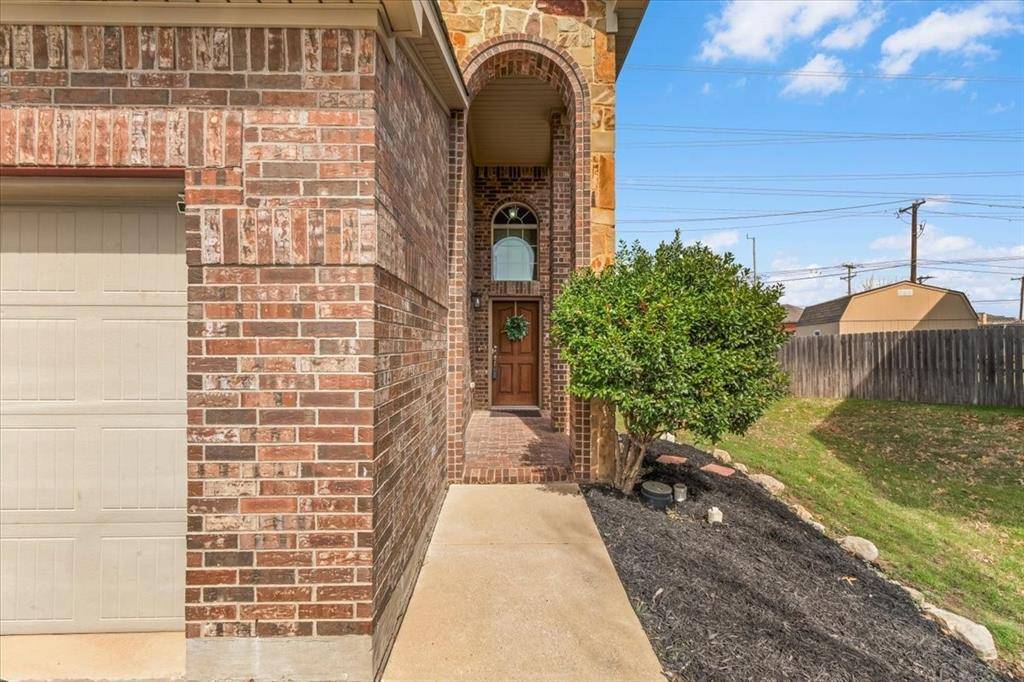 5300 Britton Ridge Lane, Fort Worth, TX 76179