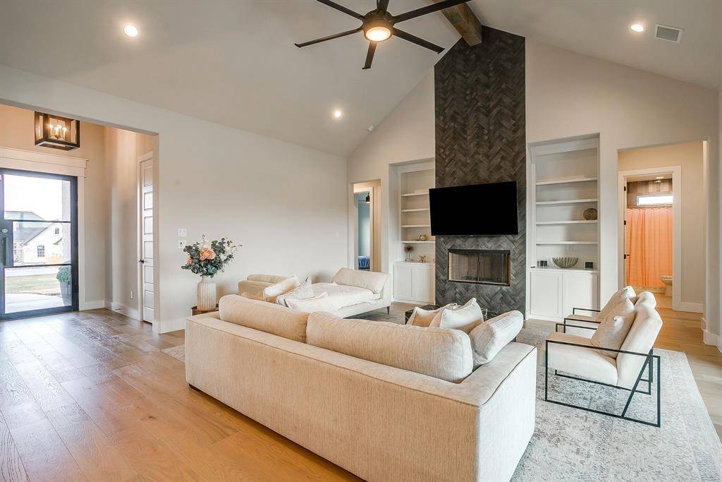 408 Mah Cheta Street, Aledo, TX 76008