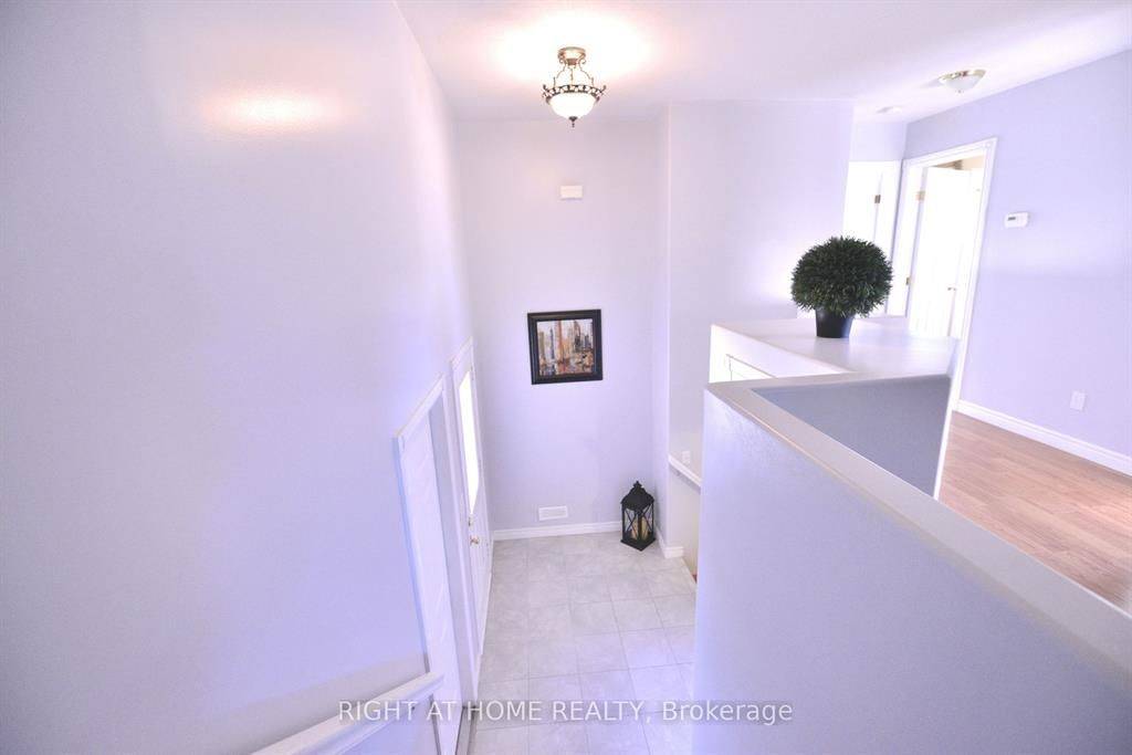 9 Discovery CT, Chatham-kent, ON N7L 0A3