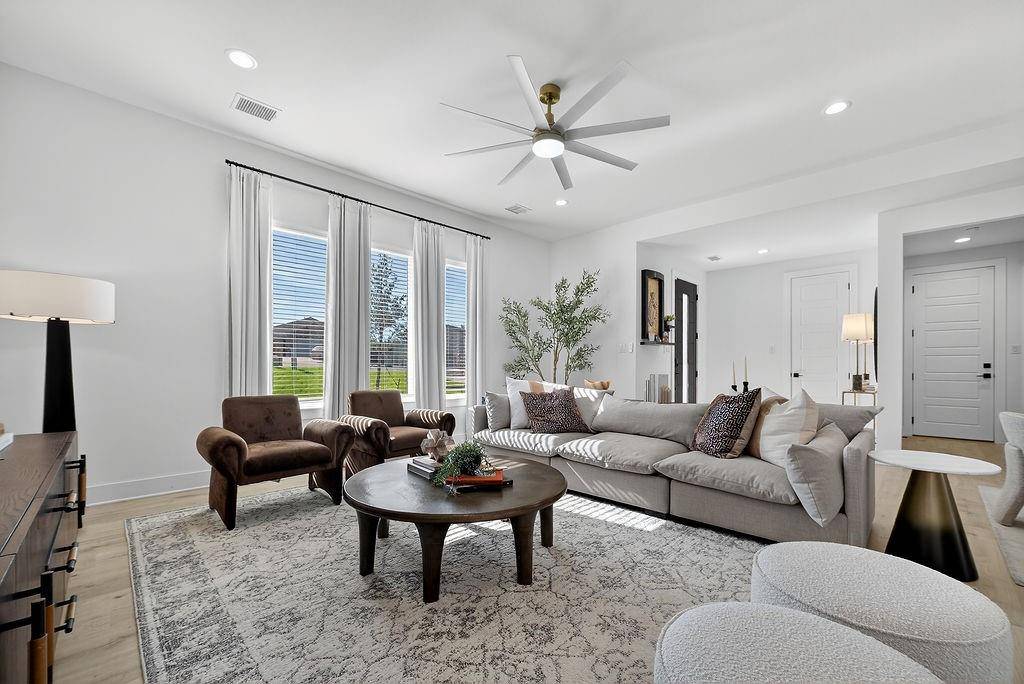 2006 Oak Garden Court, Dallas, TX 75232