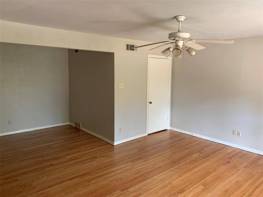 7433 Vallejo Drive, Dallas, TX 75227