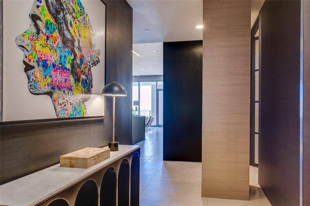 1717 Arts Plaza #1910, Dallas, TX 75201