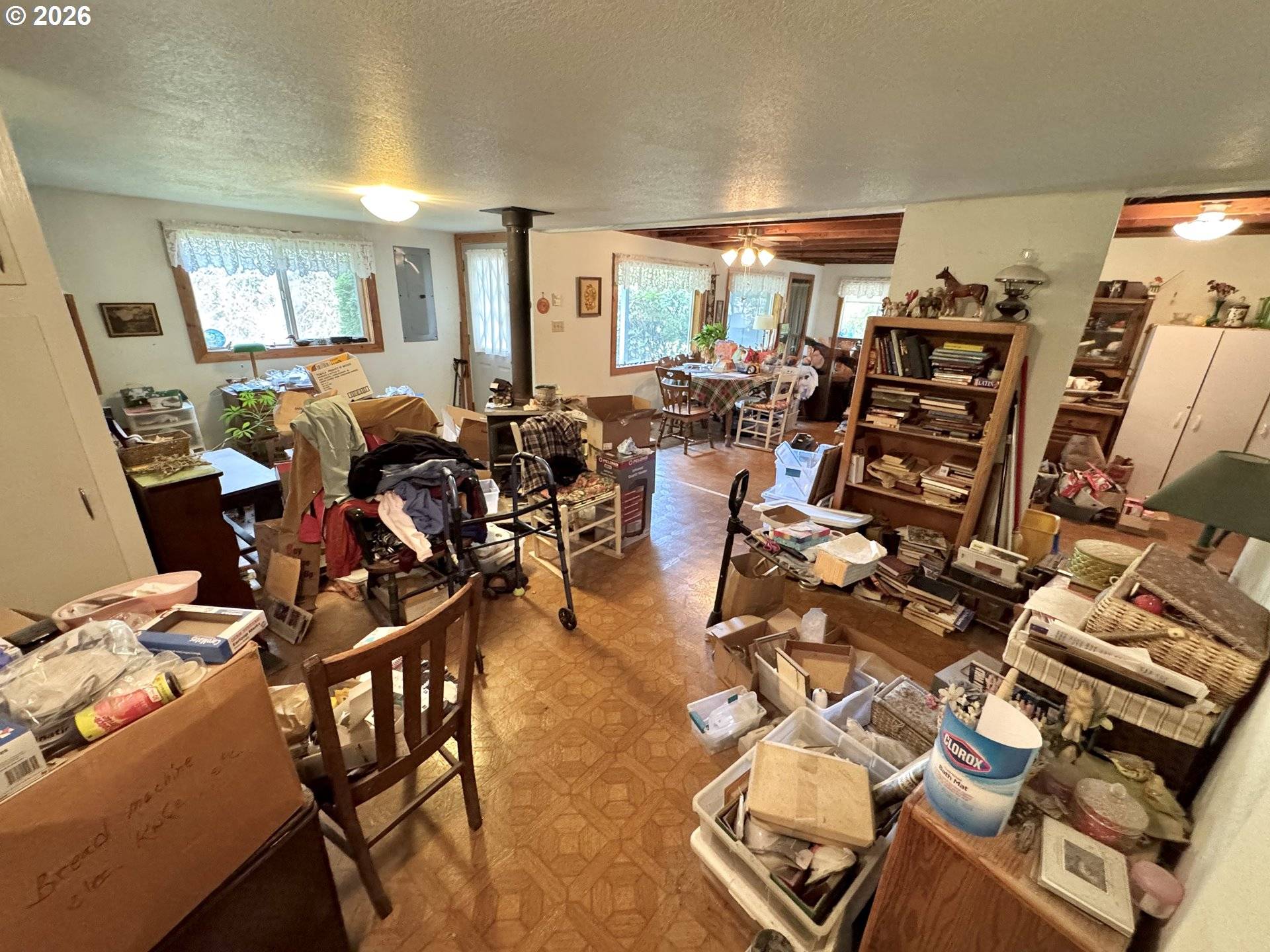 60958 Old Wagon RD, Coos Bay, OR 97420