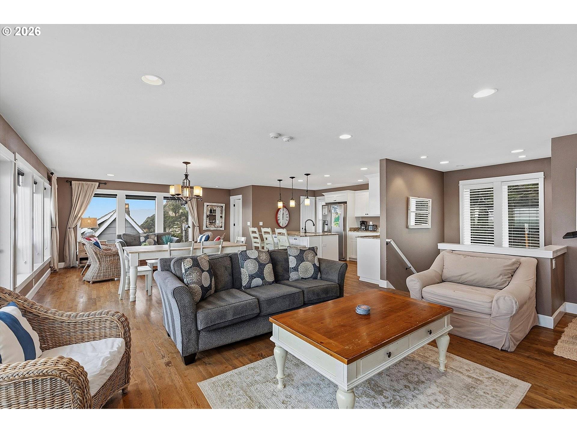 1233 SW COAST AVE, Lincoln City, OR 97367