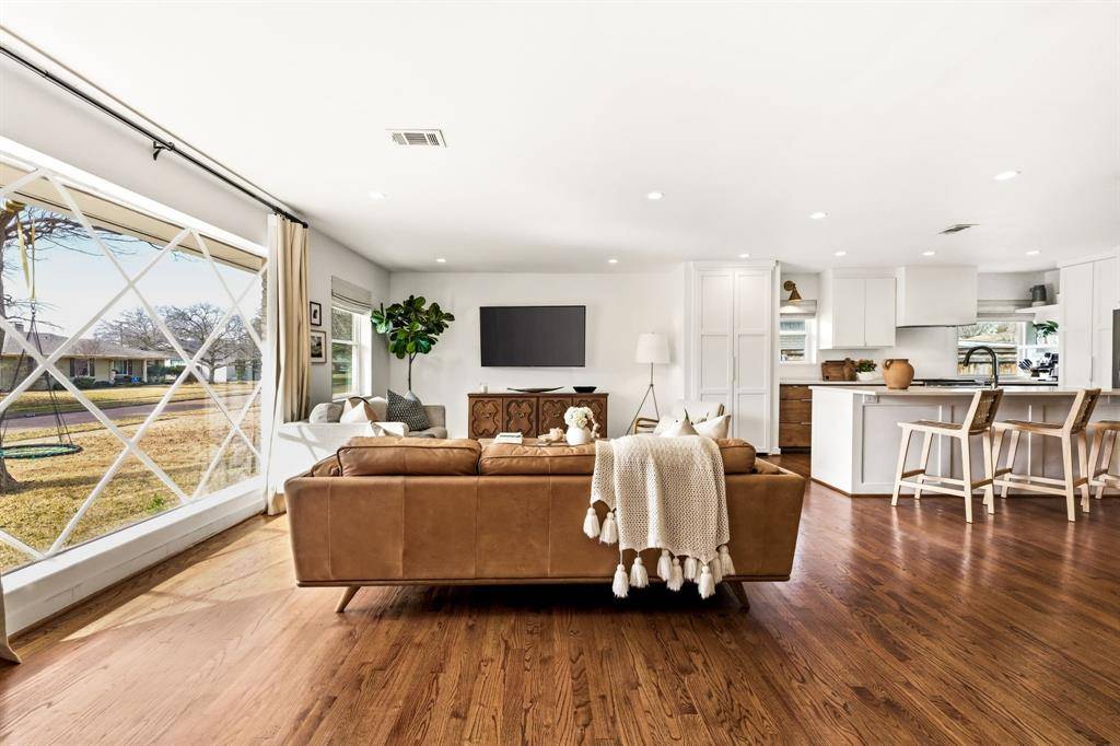 10419 Yorkford Drive, Dallas, TX 75238