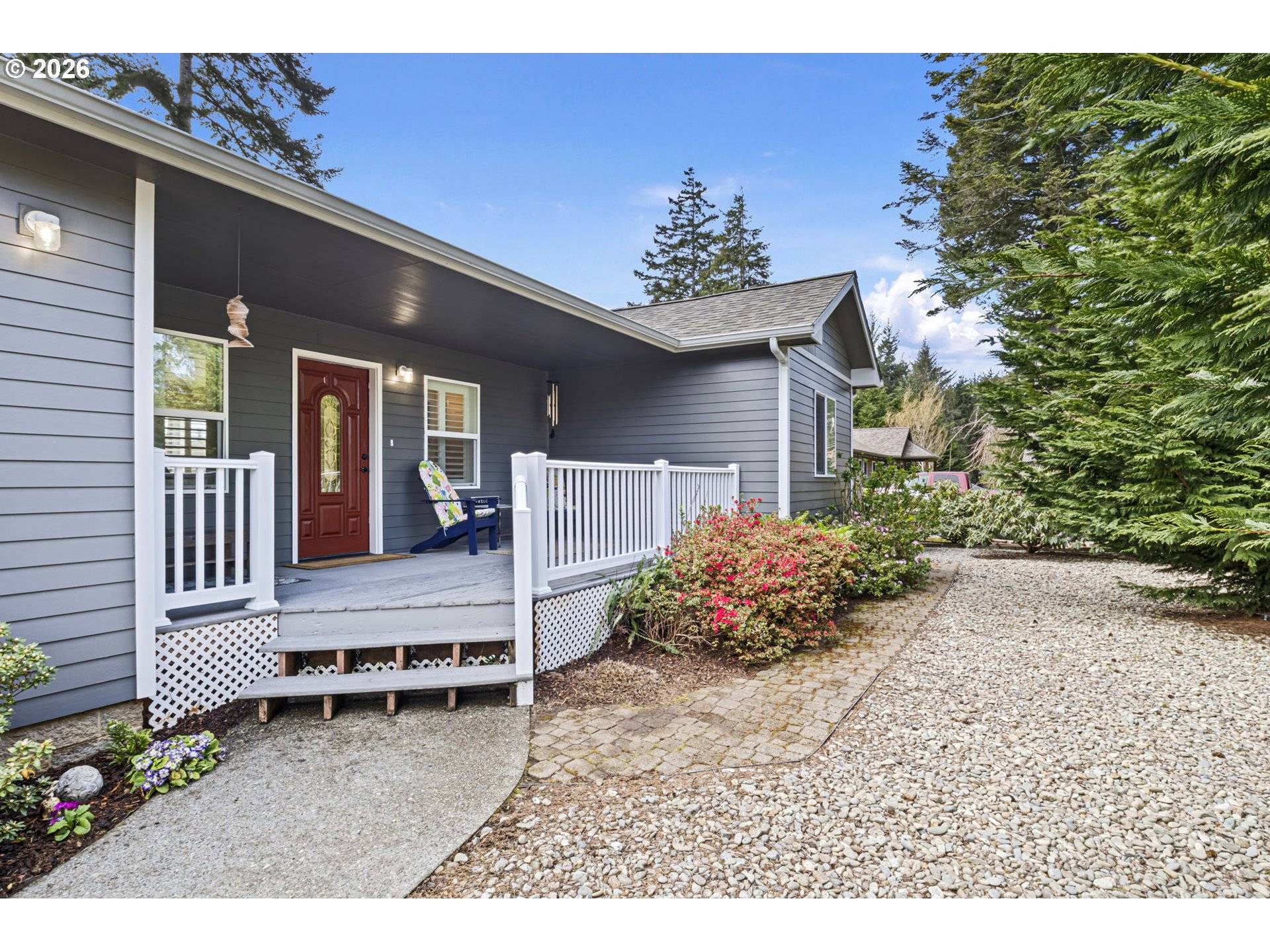 1156 12TH ST SE, Bandon, OR 97411