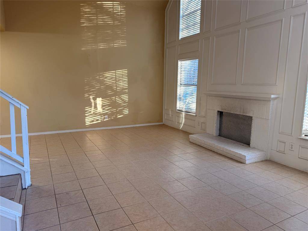 500 Button Willow Court, Irving, TX 75063