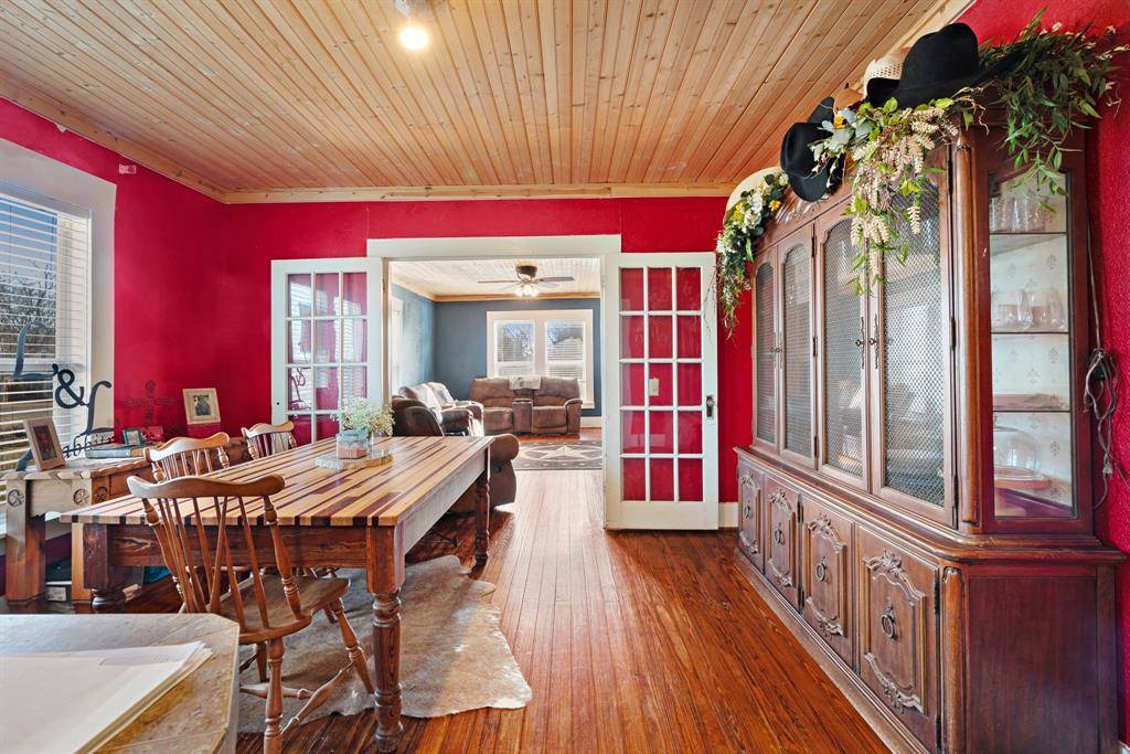 5366 Farm Road 2573, Clarksville, TX 75426