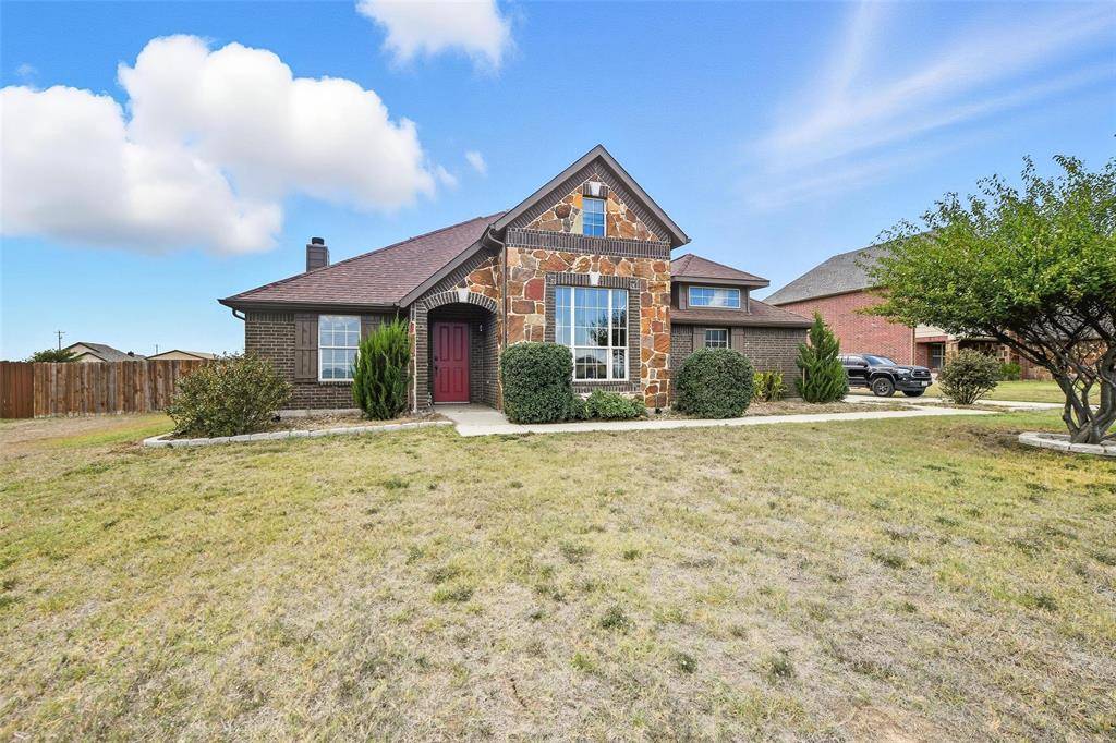 325 Montana Court, New Fairview, TX 76078