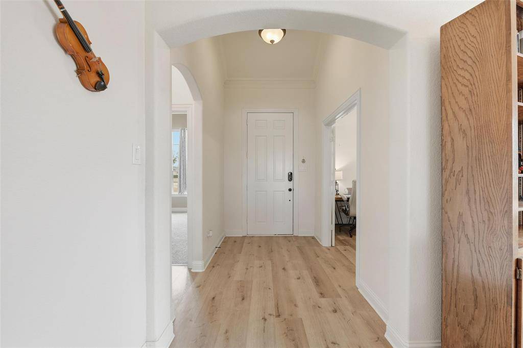 325 Montana Court, New Fairview, TX 76078