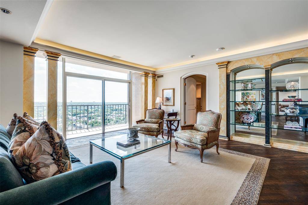 5200 Keller Springs Road #1424 & 1426, Dallas, TX 75248