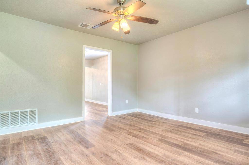 509 Walnut Drive, Mesquite, TX 75149