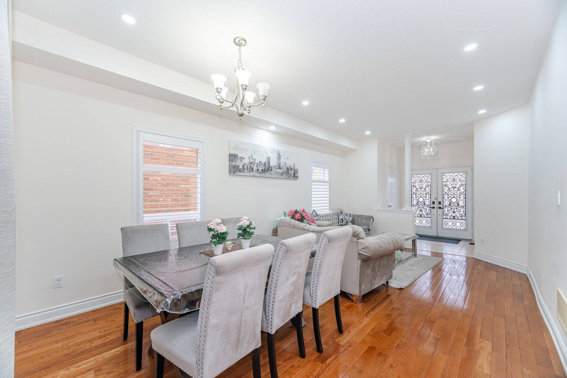 23 Personna CIR, Brampton, ON L6X 0P1