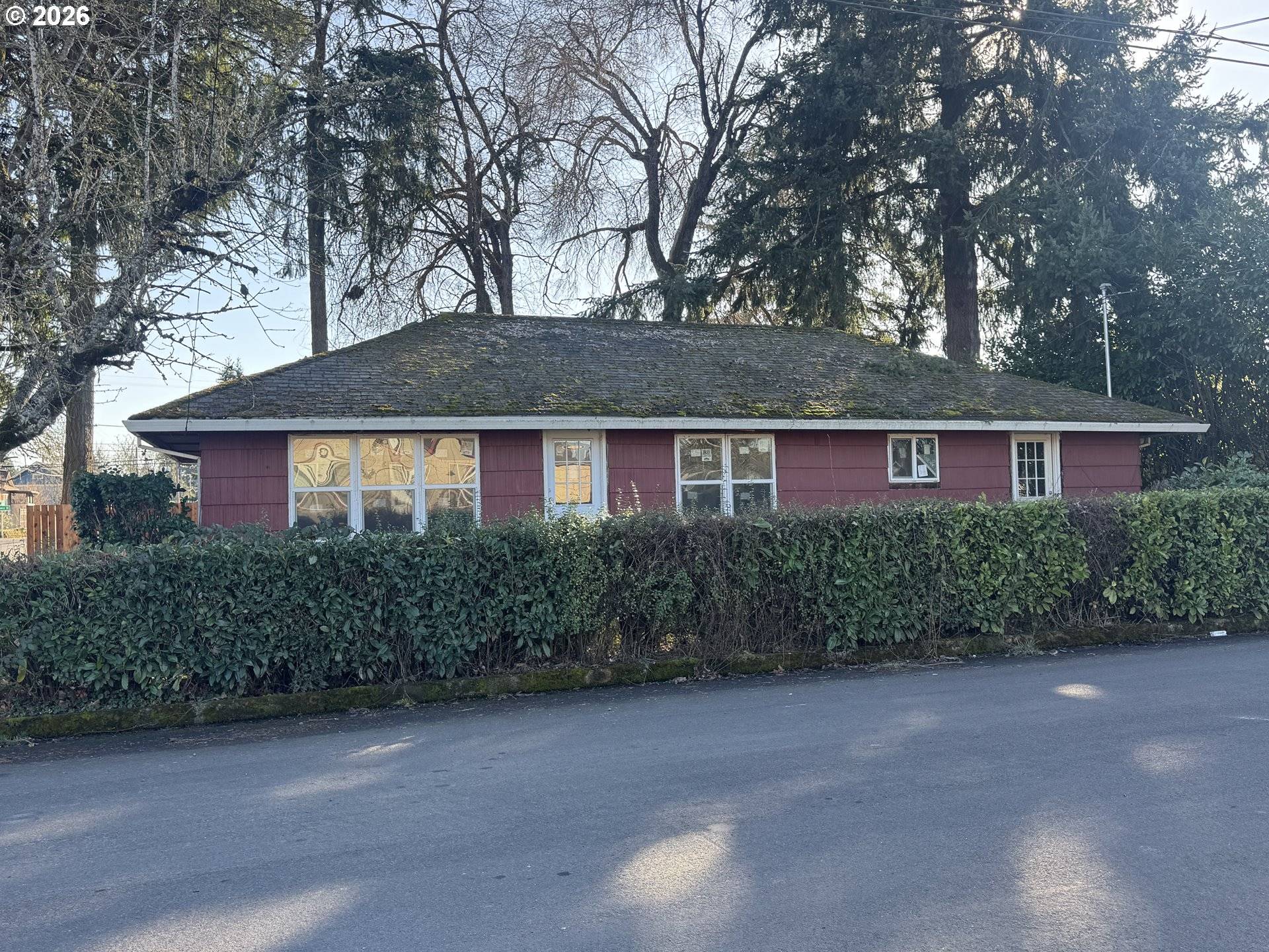 211 SHERMAN ST, Amity, OR 97101