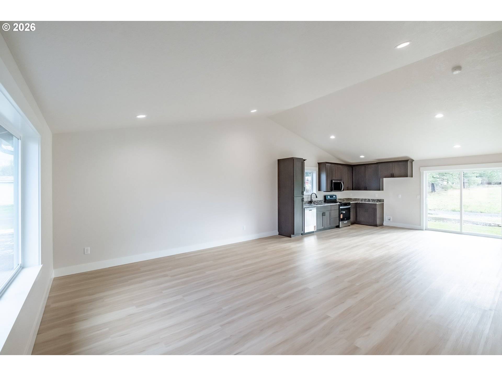 4435 KNOTTY PINE CT, Sweet Home, OR 97386