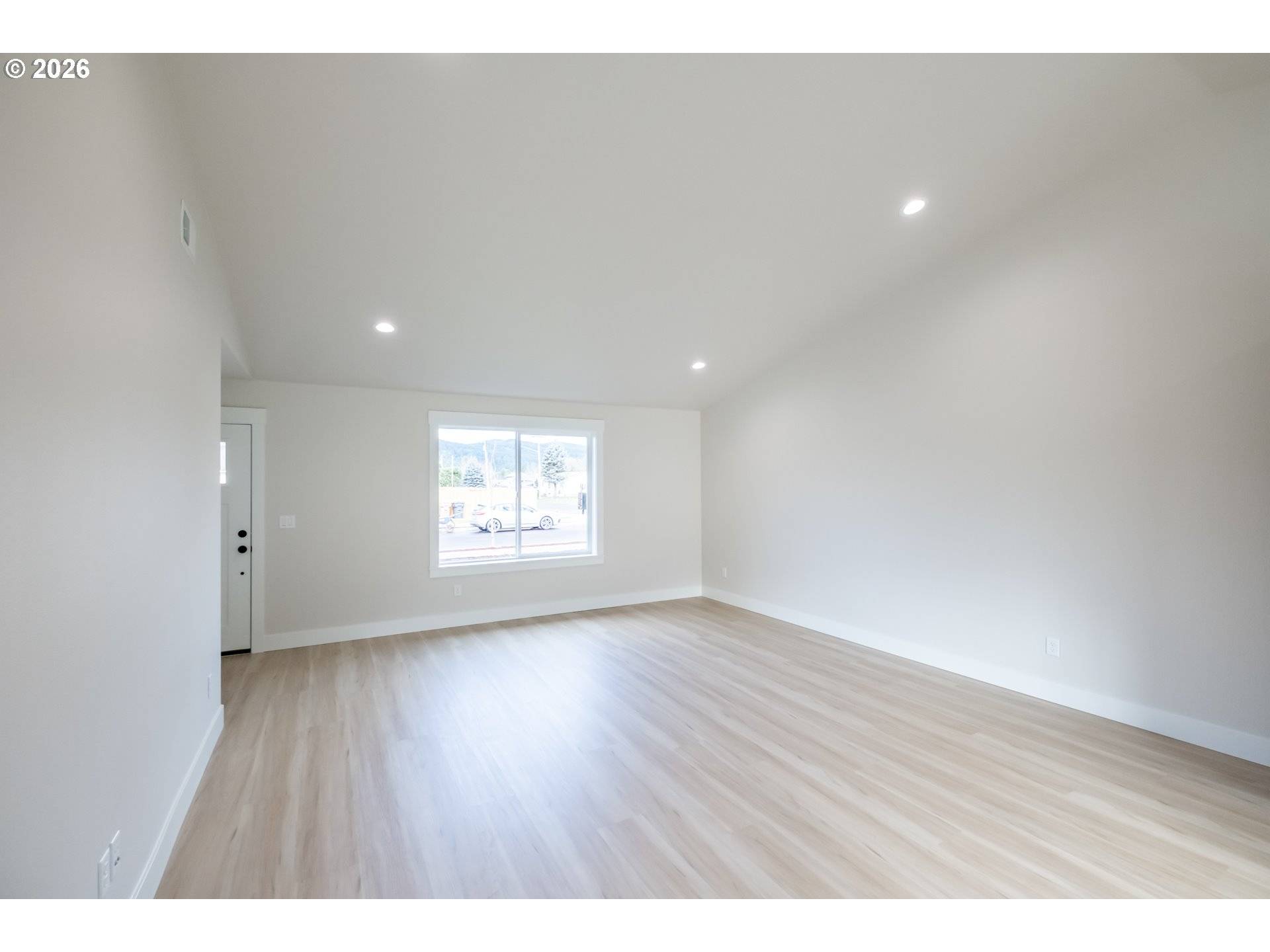 4435 KNOTTY PINE CT, Sweet Home, OR 97386