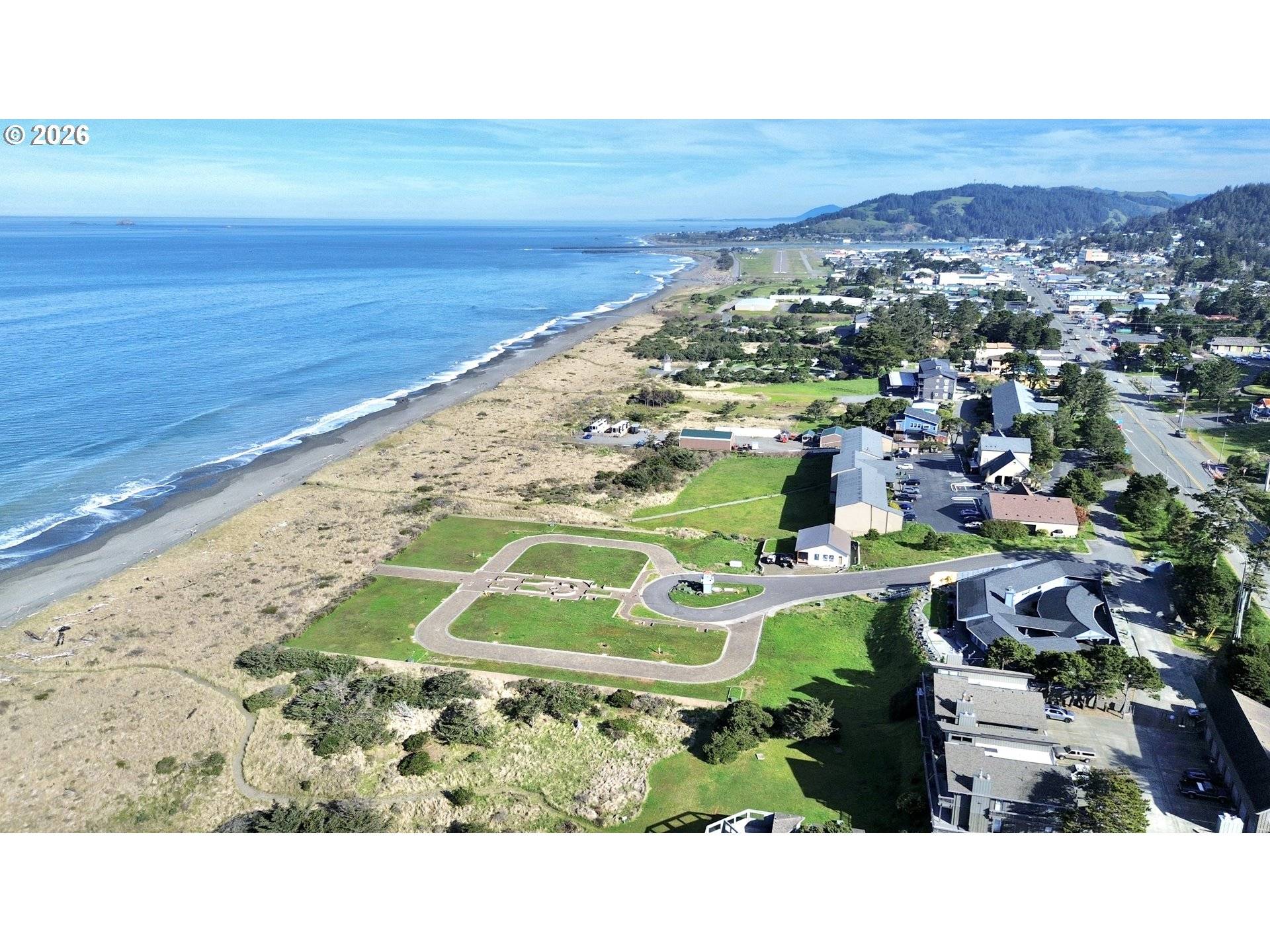 94050 Emerson CIR, Gold Beach, OR 97444