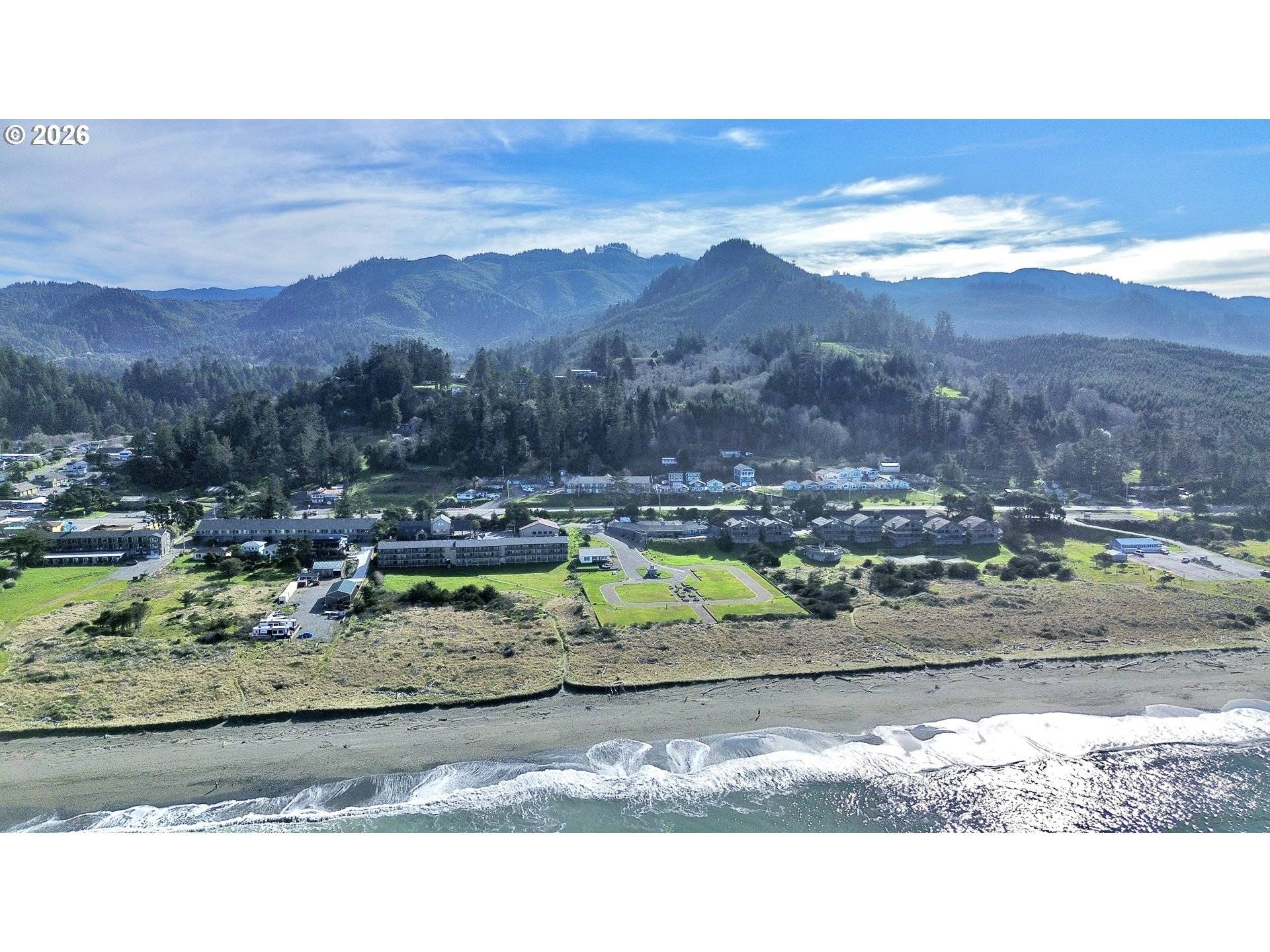 94050 Emerson CIR, Gold Beach, OR 97444