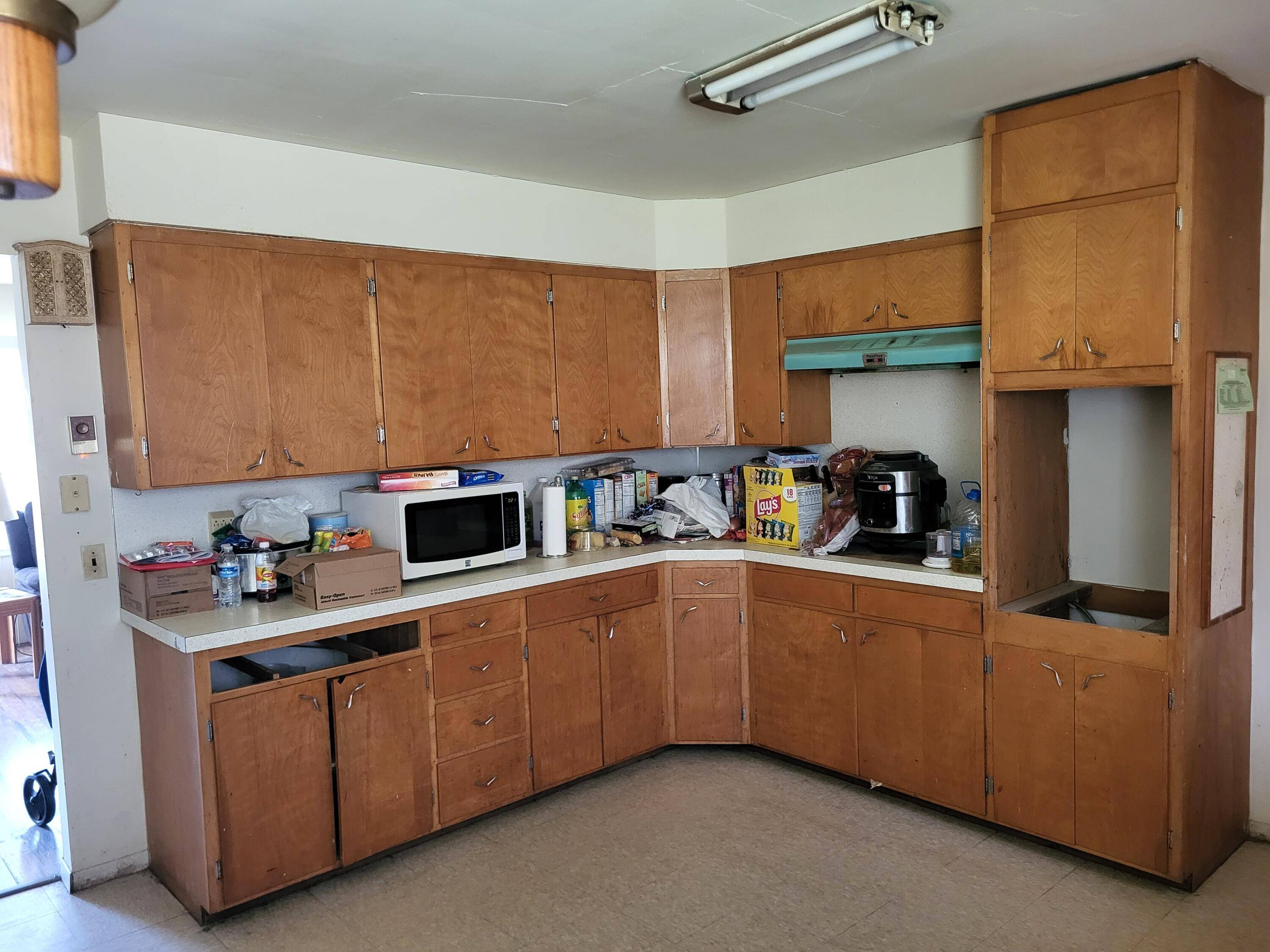 739 Dixie DR, Benton Twp, MI 49022