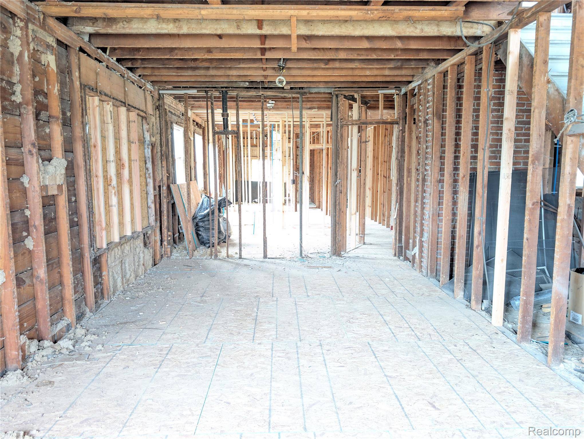 2547 ELMHURST ST, Detroit, MI 48206