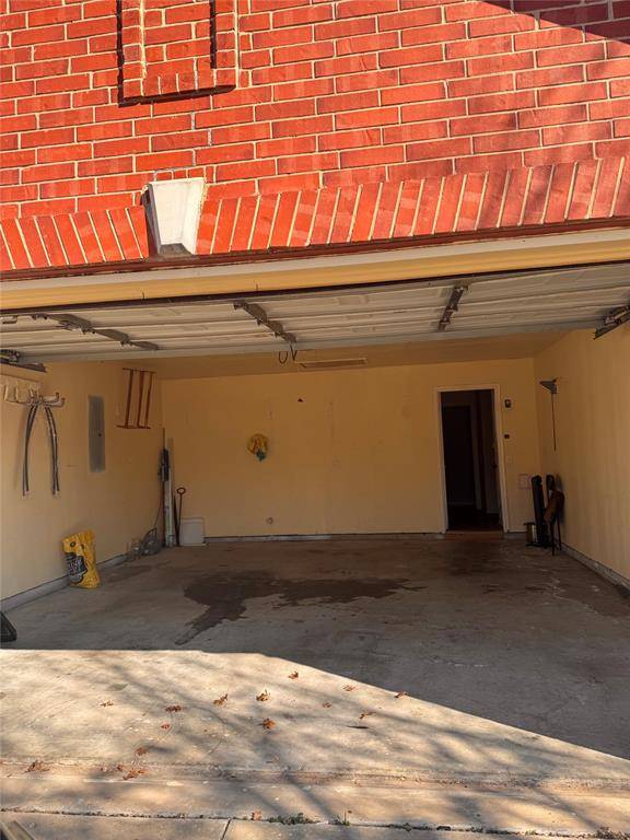 804 Stafford Station Drive, Saginaw, TX 76131