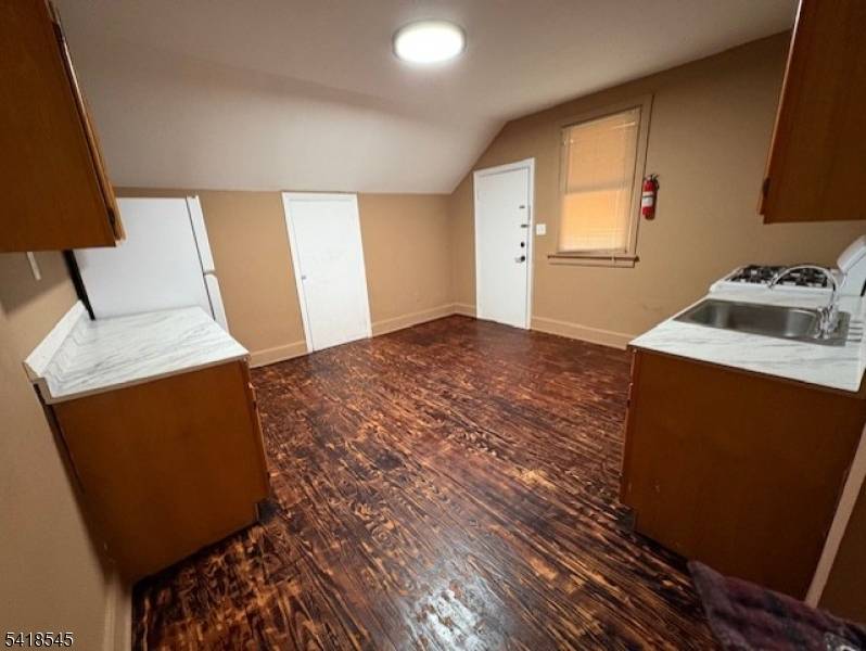 1-3 E Grand St #C, Hampton Boro, NJ 08827