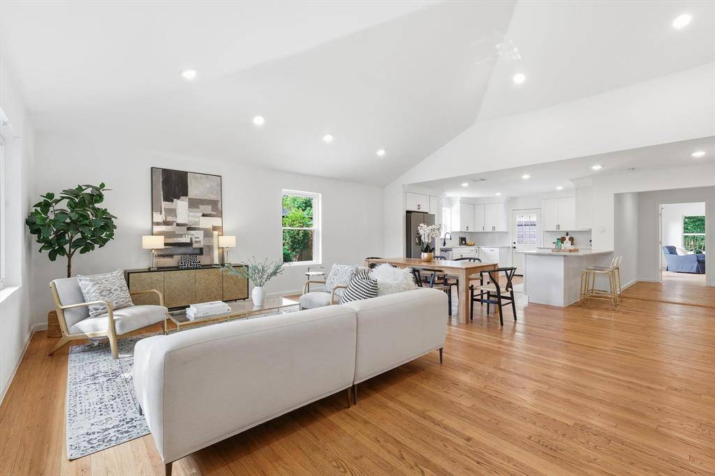 6811 Patrick Drive, Dallas, TX 75214