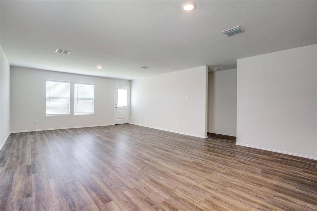 1809 River Crossing Drive, Anna, TX 75409