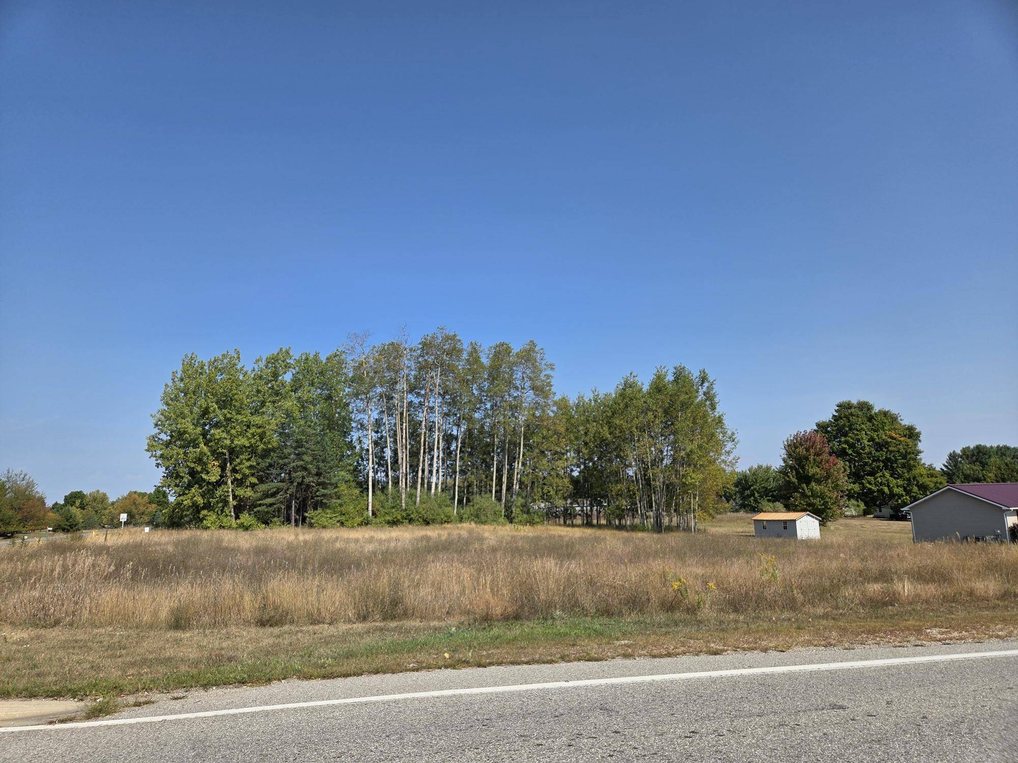 1001 El Camino Grande, Lake Isabella, MI 48893