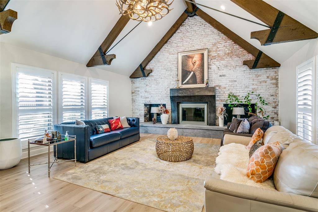 5933 Steve Court, Westlake, TX 76262