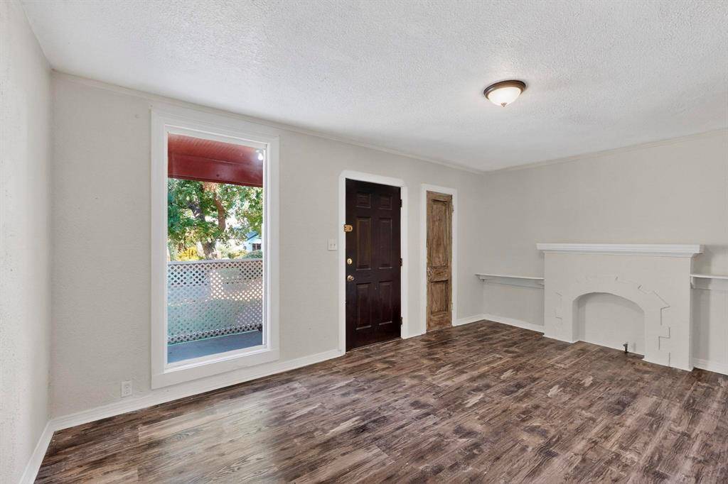 5020 Pershing Street, Dallas, TX 75206