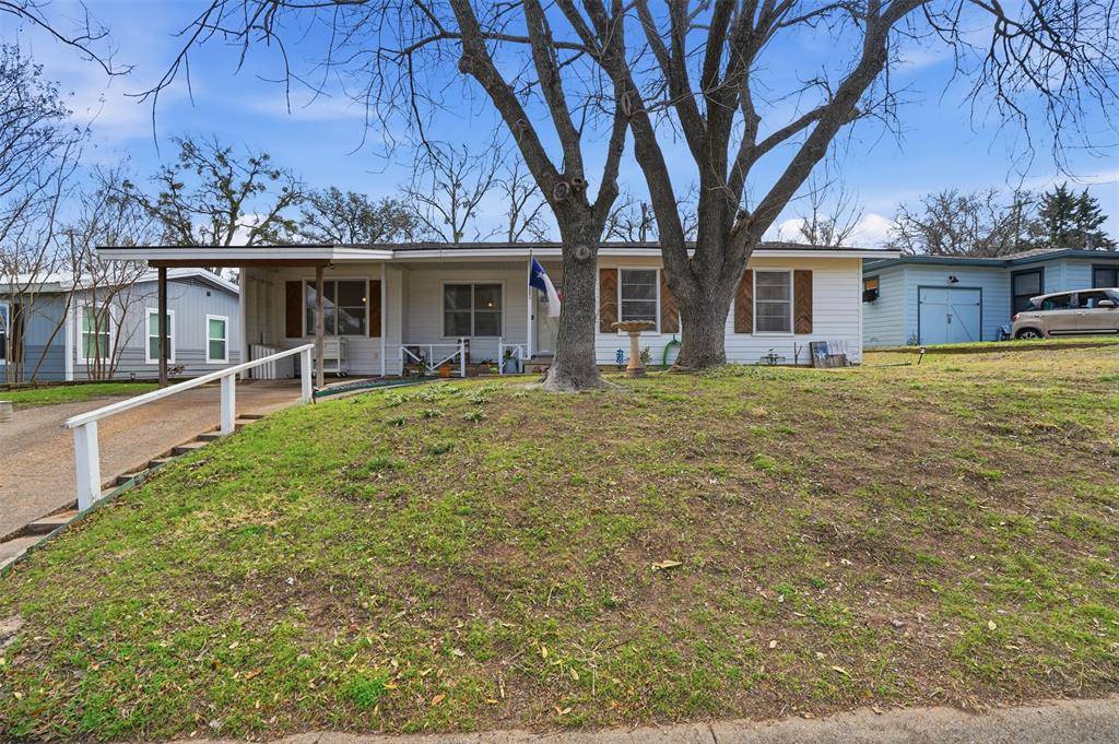 1315 Lamar Street S, Weatherford, TX 76086