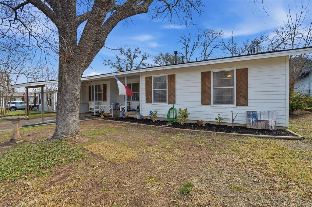 1315 Lamar Street S, Weatherford, TX 76086