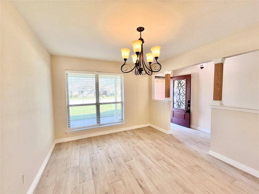 1816 Lexington Place, Bedford, TX 76022