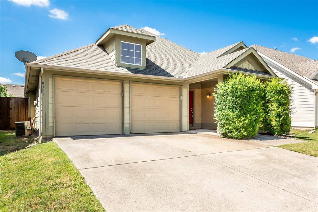 9721 Meadow Rue Drive, Mckinney, TX 75072