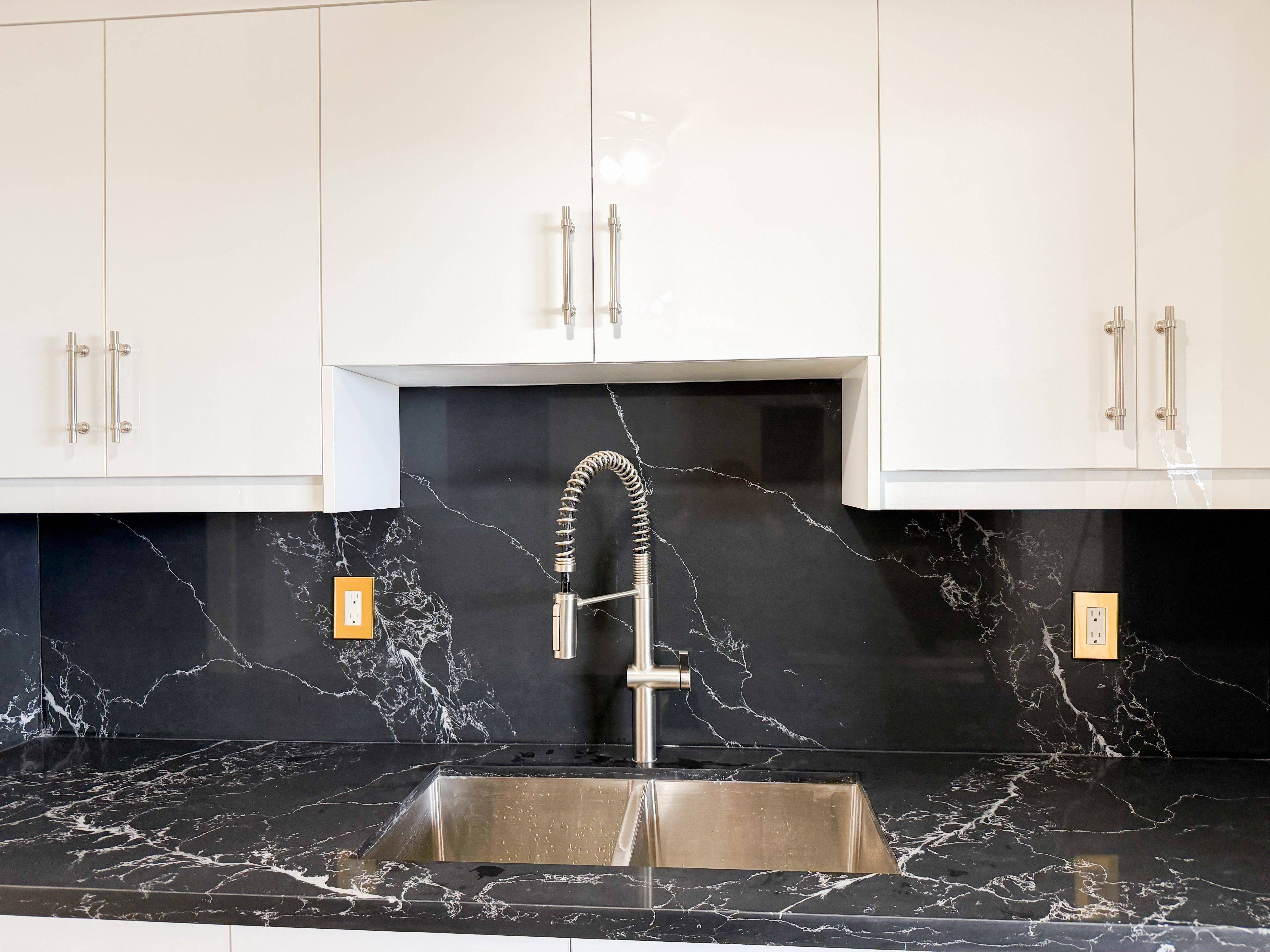 270 Palmdale DR #1503, Toronto E05, ON M1T 3N8