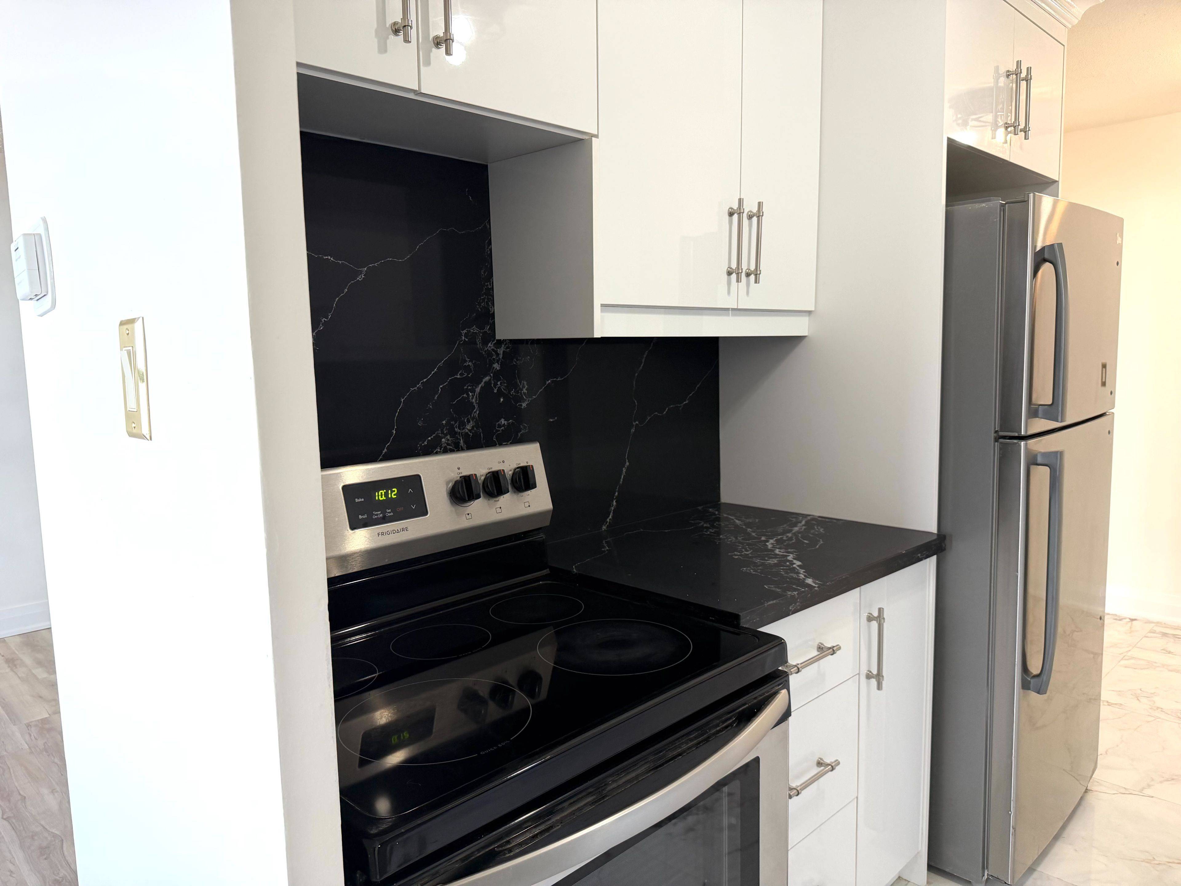 270 Palmdale DR #1503, Toronto E05, ON M1T 3N8