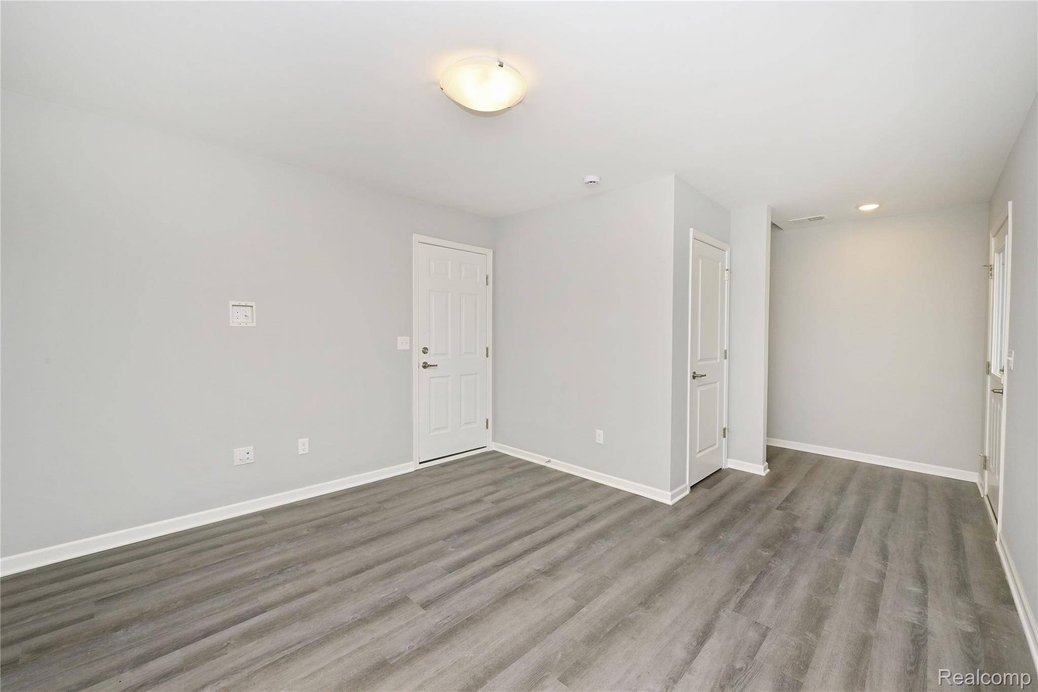 764 Huntley LN, Troy, MI 48085