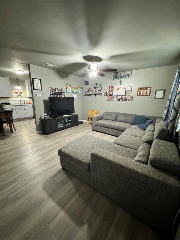 125 S Glencoe Circle, Wichita Falls, TX 76302