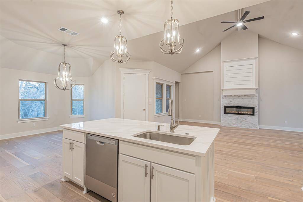 1617 sea breeze Court, Azle, TX 76020